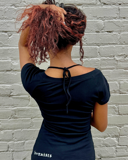 Loveexists string tie tee